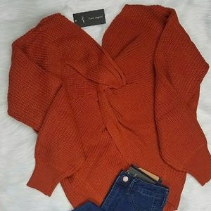 Sandy twisted back sweater